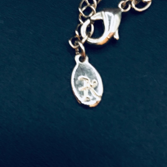 GOLD TONE OWL PENDANT NECKLACE EUC BY ACCESSORIZE - Picture 7 of 7